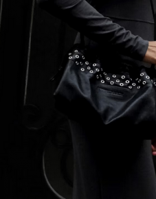  POCHETTE TWIN À ŒILLETS NOIRE PIERRE HARDY